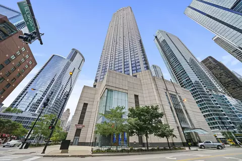 512 N Mcclurg Ct #1506, Chicago, IL 60611