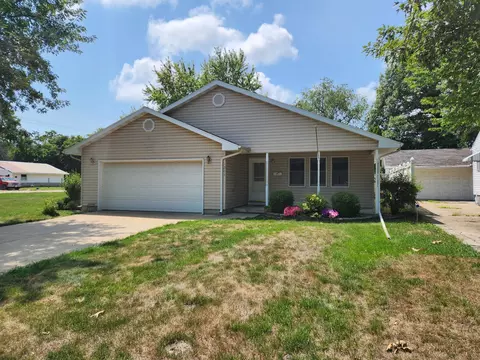 1003 Ave J, Sterling, IL 61081