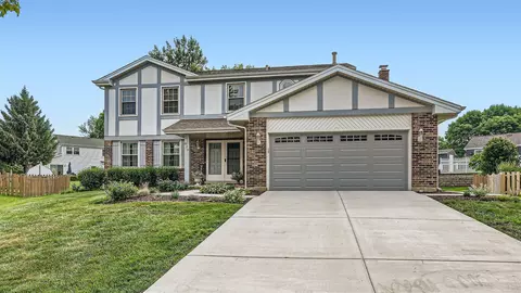 629 Prince Edward Cir, Schaumburg, IL 60193