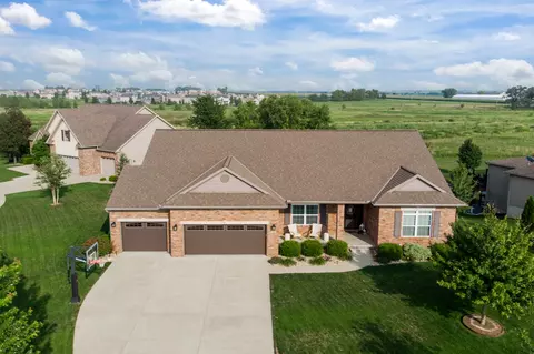 1302 Watersound Way, Bloomington, IL 61705