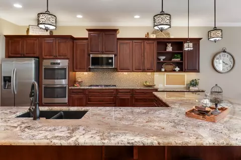 1302 Watersound Way, Bloomington, IL 61705 photo 5
