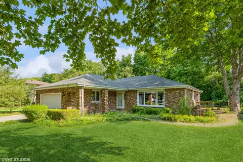 1005 Kris Dr, New Lenox, IL 60451