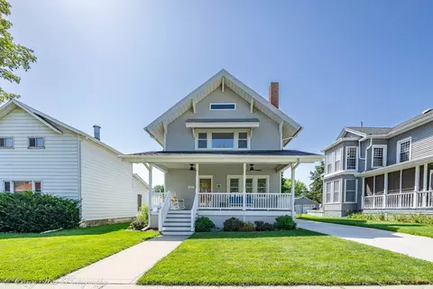 327 E Main St, Amboy, IL 61310 photo 2