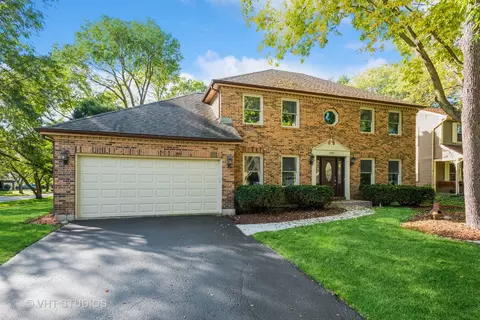 1590 Derby Ct, Naperville, IL 60563