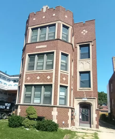 7821 S Chappel Ave, Chicago, IL 60649