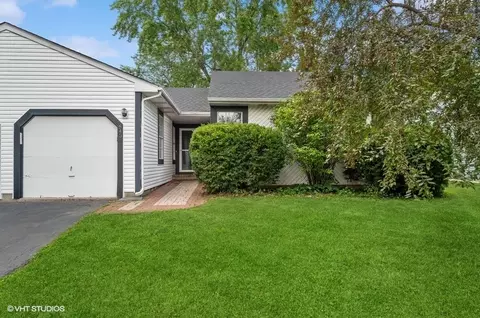 543 Lyon Dr, Buffalo Grove, IL 60089