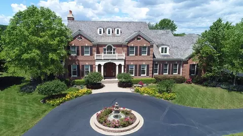 780 Gage Ln, Lake Forest, IL 60045