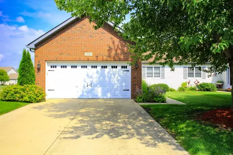 1350 Anthony Ln, Sandwich, IL 60548