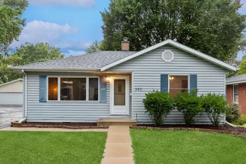 340 N Mozart St, Palatine, IL 60067