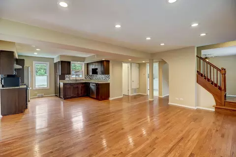 2503 Dove St, Rolling Meadows, IL 60008 photo 5