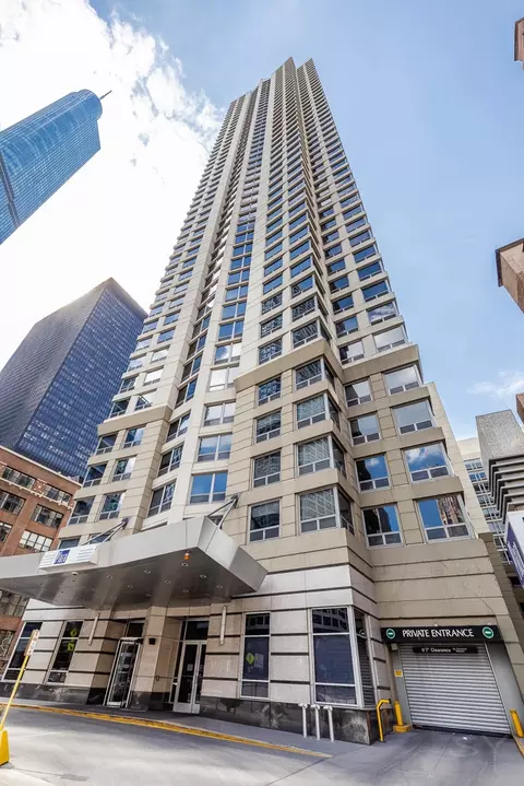 440 N Wabash Ave #P-553, Chicago, IL 60611