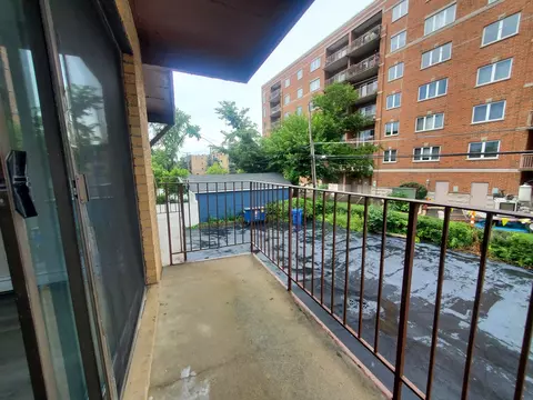 394 Alles St #2D, Des Plaines, IL 60016 photo 9