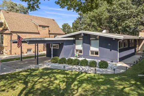 10537 S Ridgeway Ave, Chicago, IL 60655