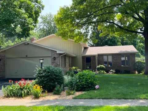 212 W Kendall Dr W, Yorkville, IL 60560