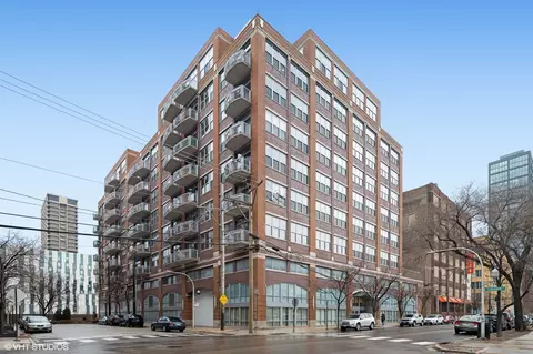 933 W Van Buren St #917, Chicago, IL 60607