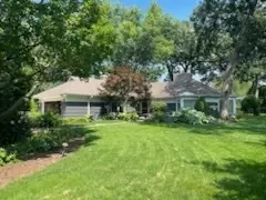 476 S Julian St, Naperville, IL 60540