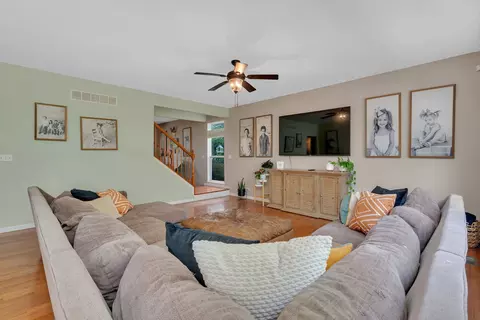 513 Edgewood Dr, Minooka, IL 60447 photo 12