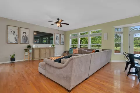 513 Edgewood Dr, Minooka, IL 60447 photo 11