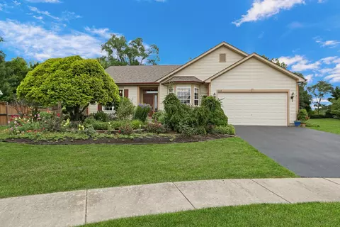 1608 Hoover Trl, Mchenry, IL 60051