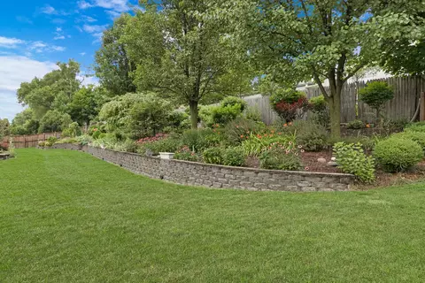 1608 Hoover Trl, Mchenry, IL 60051 photo 31