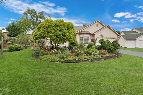 1608 Hoover Trl, Mchenry, IL 60051 photo 29