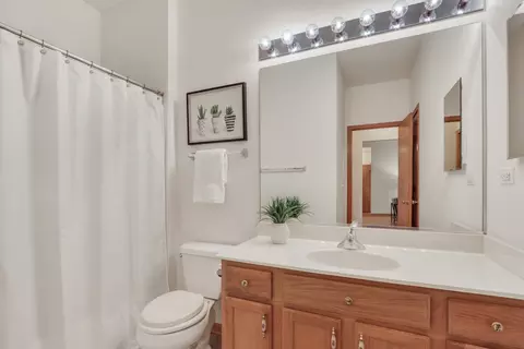 1608 Hoover Trl, Mchenry, IL 60051 photo 24
