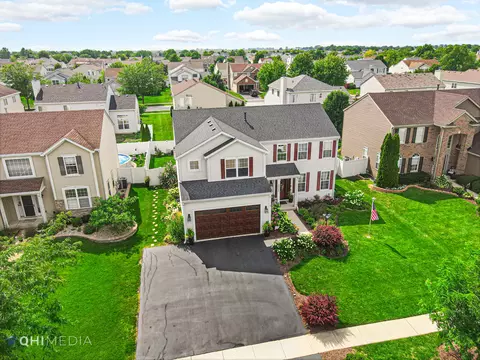 2715 Stonebridge Dr, Plainfield, IL 60586 photo 3