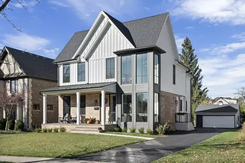 245 E Wilson St, Elmhurst, IL 60126