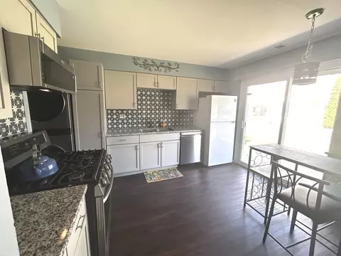 1317 Exeter Ct #1317, Wheeling, IL 60090 photo 6