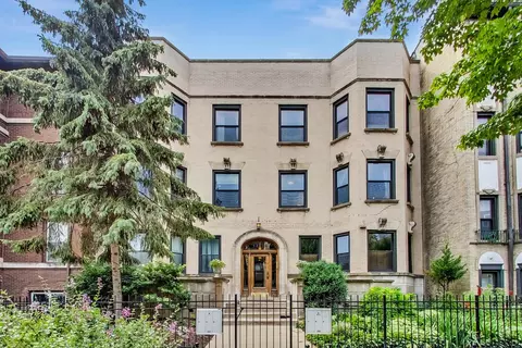 3808 N Pine Grove Ave #2S, Chicago, IL 60613