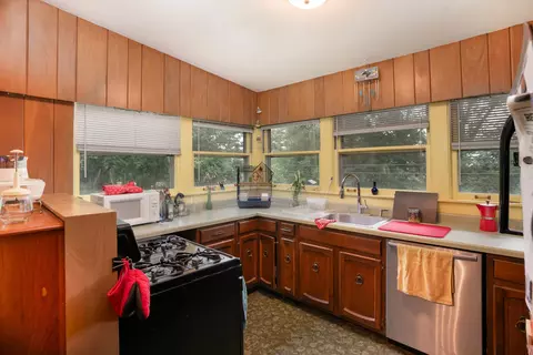 1024 Pioneer Rd, Algonquin, IL 60102 photo 5