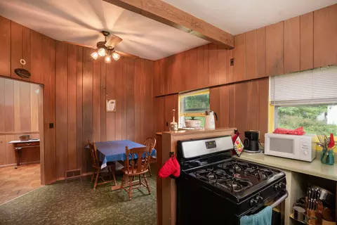 1024 Pioneer Rd, Algonquin, IL 60102 photo 6