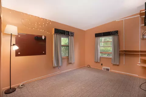 1024 Pioneer Rd, Algonquin, IL 60102 photo 10