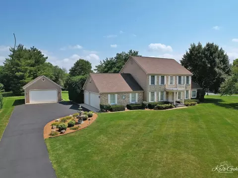 3704 Weingart Rd, Johnsburg, IL 60051