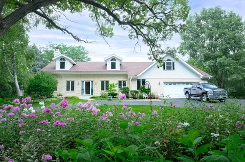 11506 Cemetery Rd, Capron, IL 61012