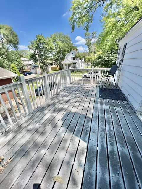 564 Mann Pl, Elgin, IL 60120 photo 24