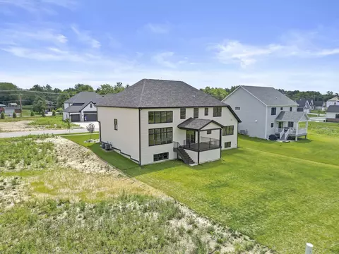 9386 Corydalis Ave, Saint John, IN 46373 photo 4