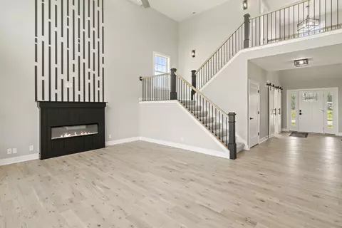 9386 Corydalis Ave, Saint John, IN 46373 photo 3