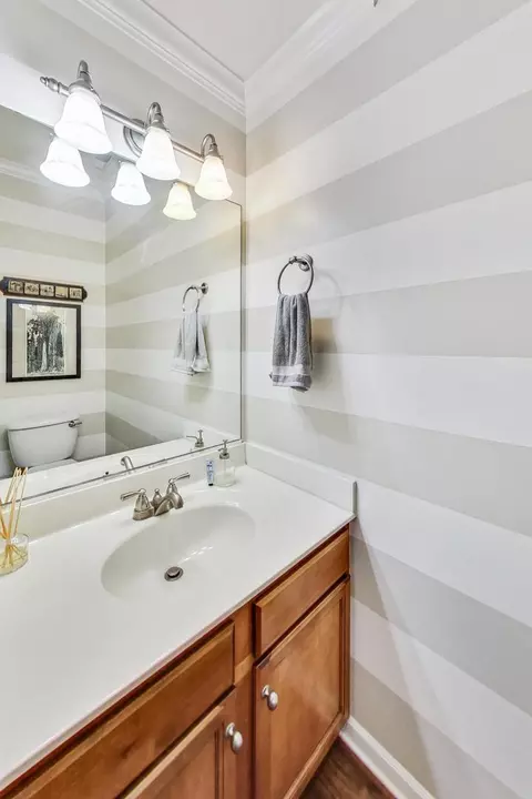 612 Arbor Cir, Lakemoor, IL 60051 photo 14