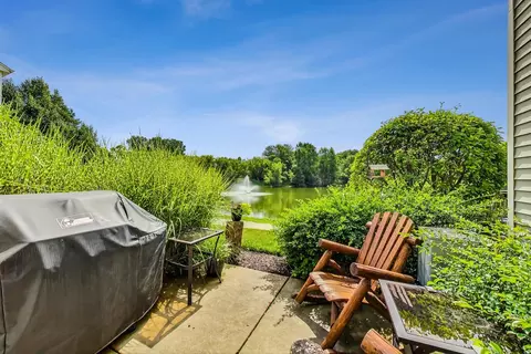 612 Arbor Cir, Lakemoor, IL 60051 photo 24