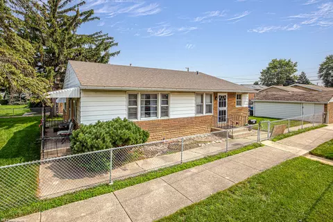 4759 S Long Ave, Chicago, IL 60638