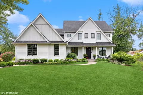 1415 W 59th St, La Grange Highlands, IL 60525