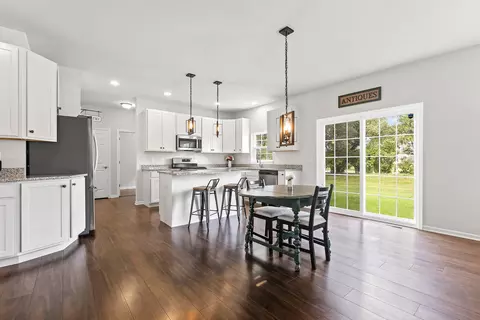 435 E Dekalb Dr, Maple Park, IL 60151 photo 11