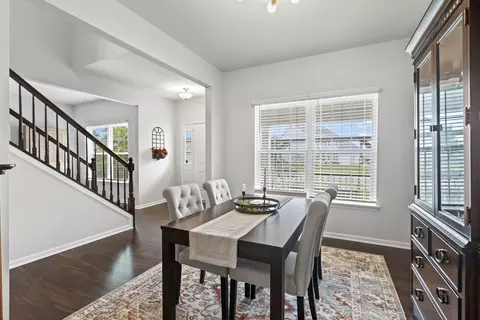 435 E Dekalb Dr, Maple Park, IL 60151 photo 5