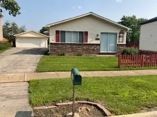 527 Old Stone Rd, Bolingbrook, IL 60440