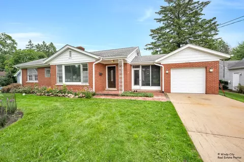 9421 Normandy Ave, Morton Grove, IL 60053