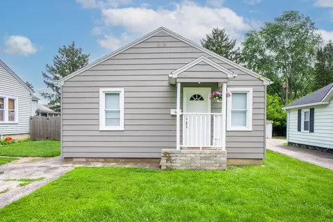 30 Kenmore Ave, Joliet, IL 60433