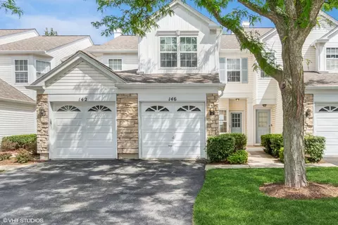 146 Oakton Dr, Lombard, IL 60148