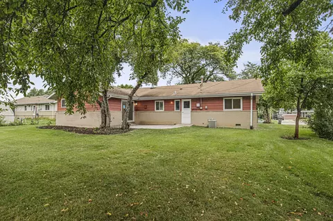 580 Geronimo St, Hoffman Estates, IL 60169 photo 23