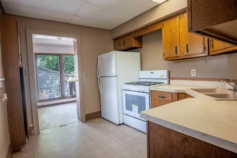 935 S Poplar Ave, Kankakee, IL 60901 photo 11